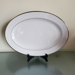 Lenox Montclair 16" Oval Serving Platter Platinum Trim